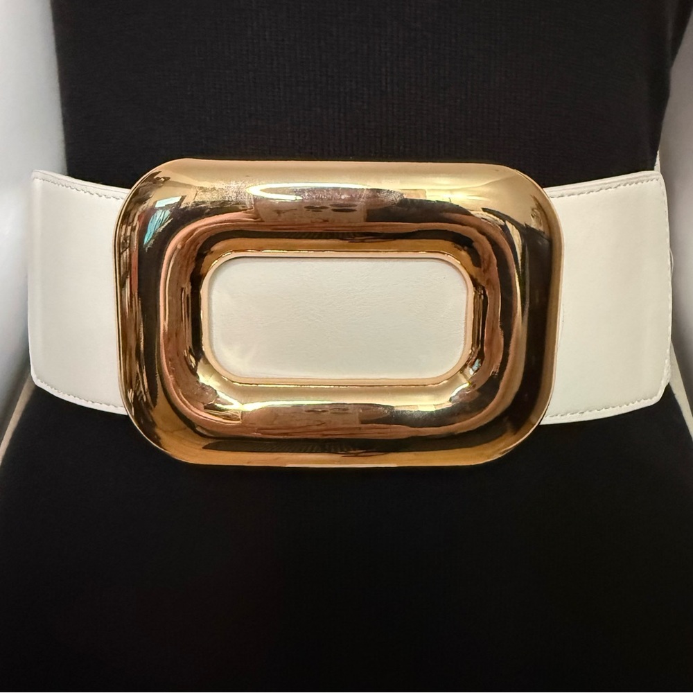 White PU leather elastic waistband belt with gold tone rectangle buckle